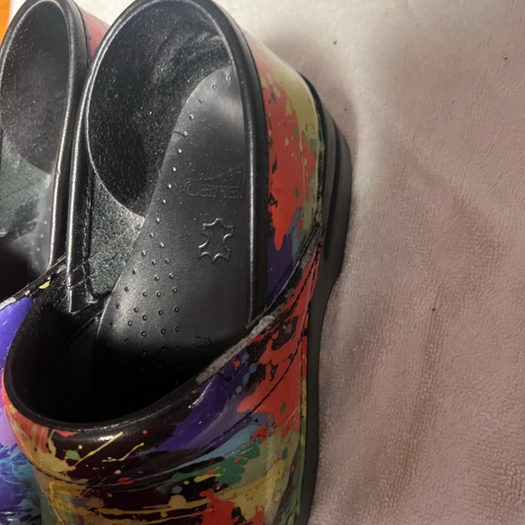 Rainbow “splatter” Dansko clogs, size 38 (7.5), light scuffs on edges - Picture 6 of 7